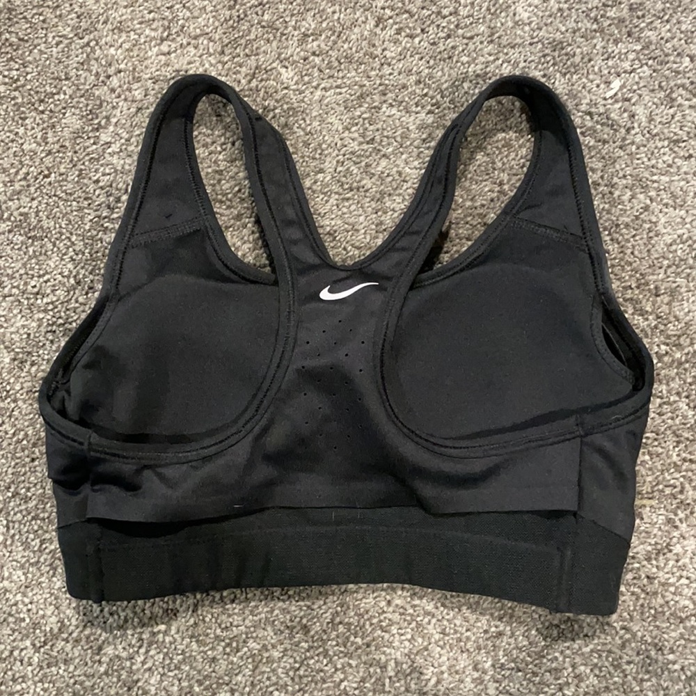 Nike dri fit sports bra - Picture 2 of 2